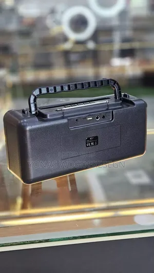Wuf Portable Speaker and Fm
