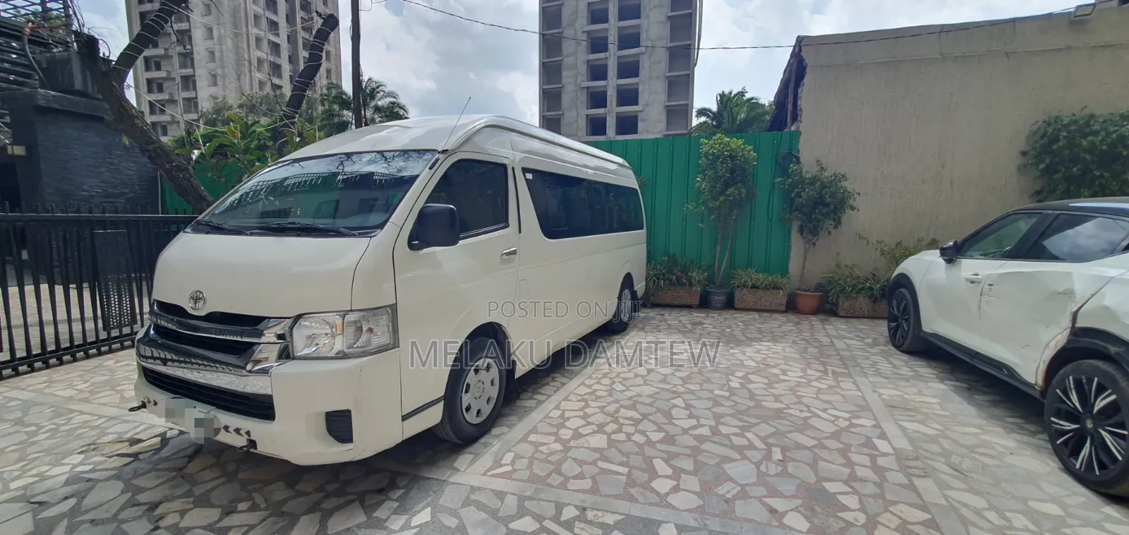 Toyota Grand HiAce 2018 White