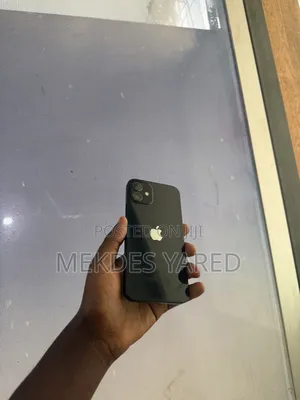 New Apple iPhone 12 256 GB Black