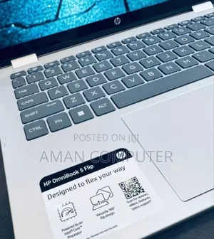 New Laptop HP OmniBook 5 Flip 16GB Intel Core 7 SSD 512GB