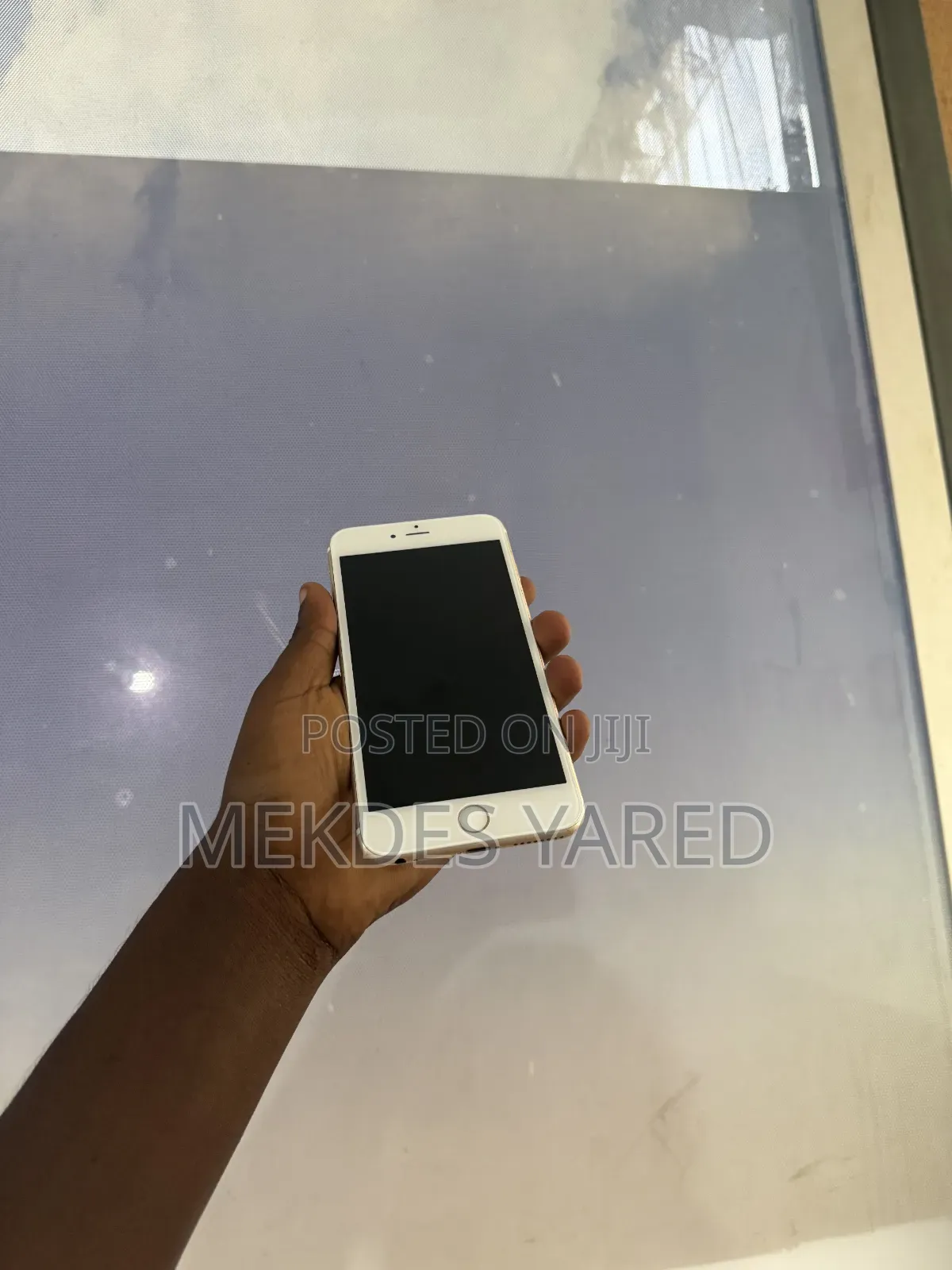 New Apple iPhone 6s Plus 64 GB Gold