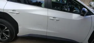 Toyota bZ4X 2023 White