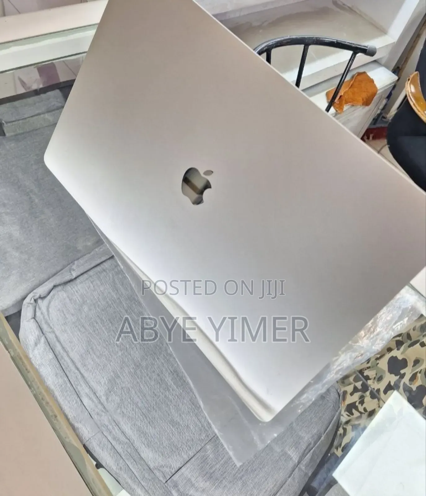 New Laptop Apple MacBook Pro 2019 64GB Intel Core i9 SSD 1T