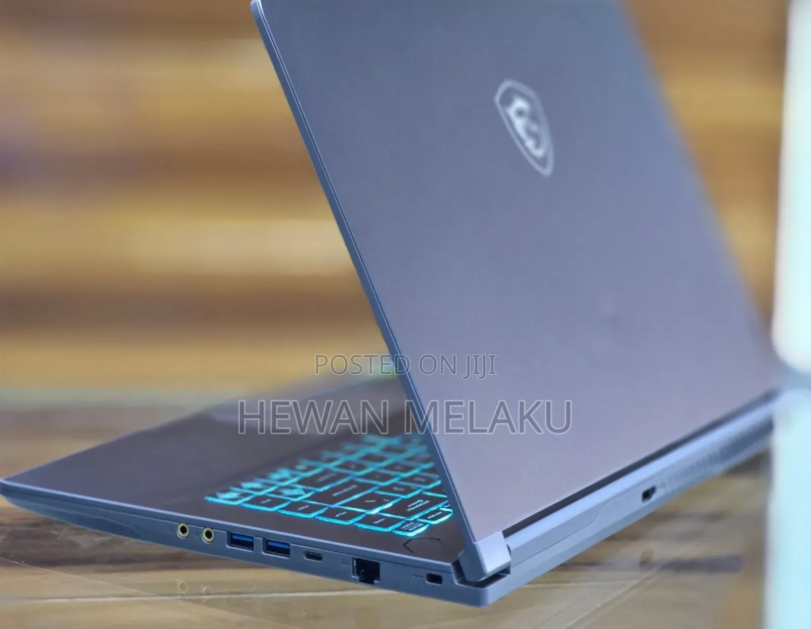 New Laptop MSI 16GB Intel Core i5 SSD 512GB