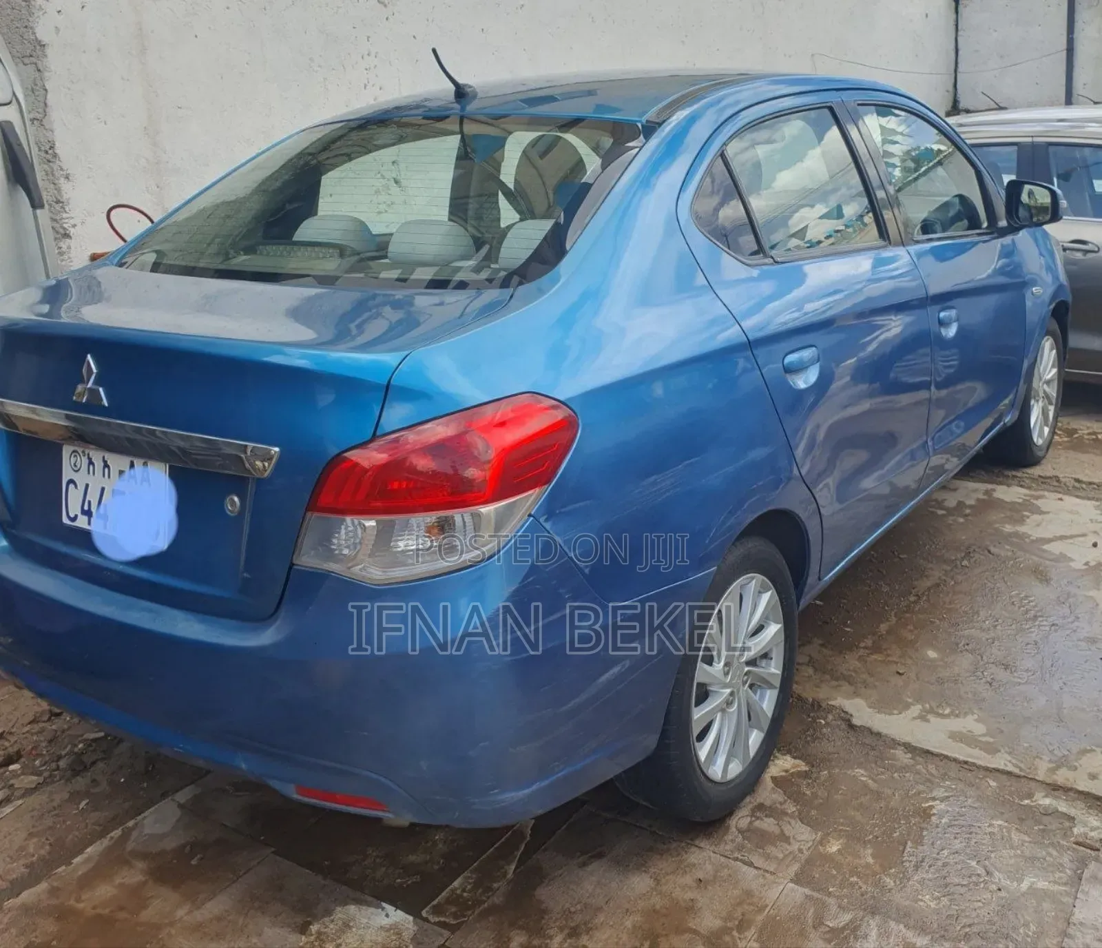 Mitsubishi Attrage 2021 Blue
