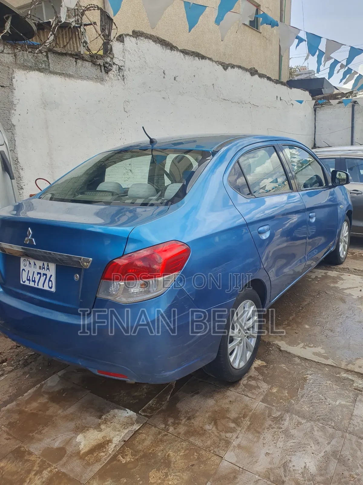 Mitsubishi Attrage 2021 Blue