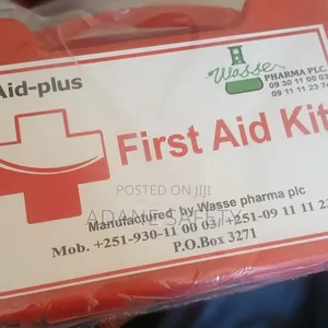 15 People First Aid Kit非