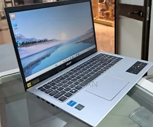 New Laptop Acer Aspire 1551 8GB Intel Core i3 SSD 500GB