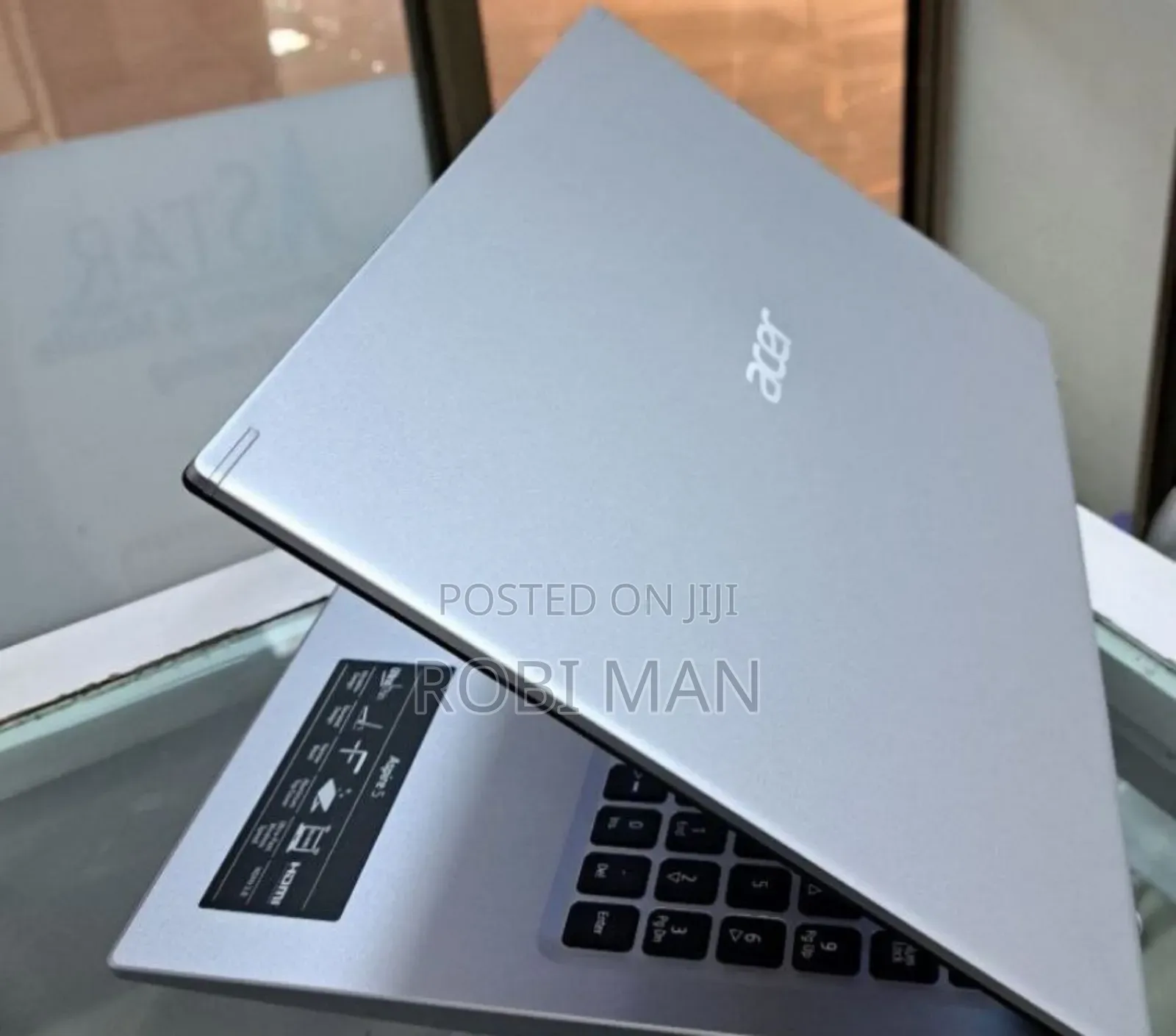 New Laptop Acer Aspire 1551 8GB Intel Core i3 SSD 500GB