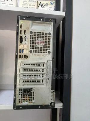 Desktop Computer Dell OptiPlex 3020 4GB Intel Core i3 HDD 256GB
