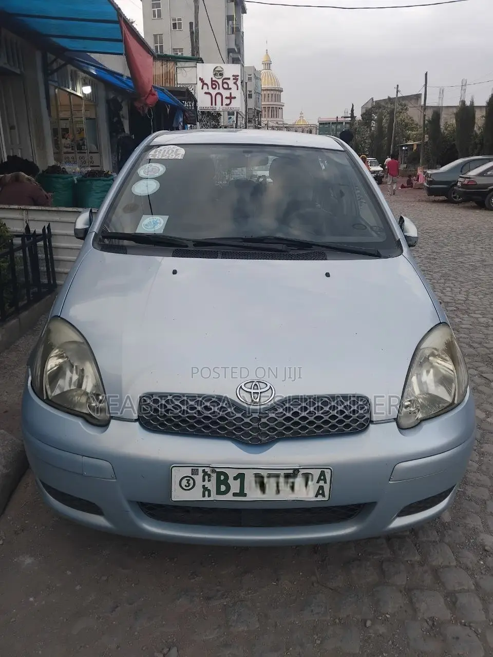 Toyota Vitz 2004 Blue
