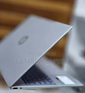 New Laptop HP Pavilion 15 8GB Intel Core Ultra 5 SSD 512GB