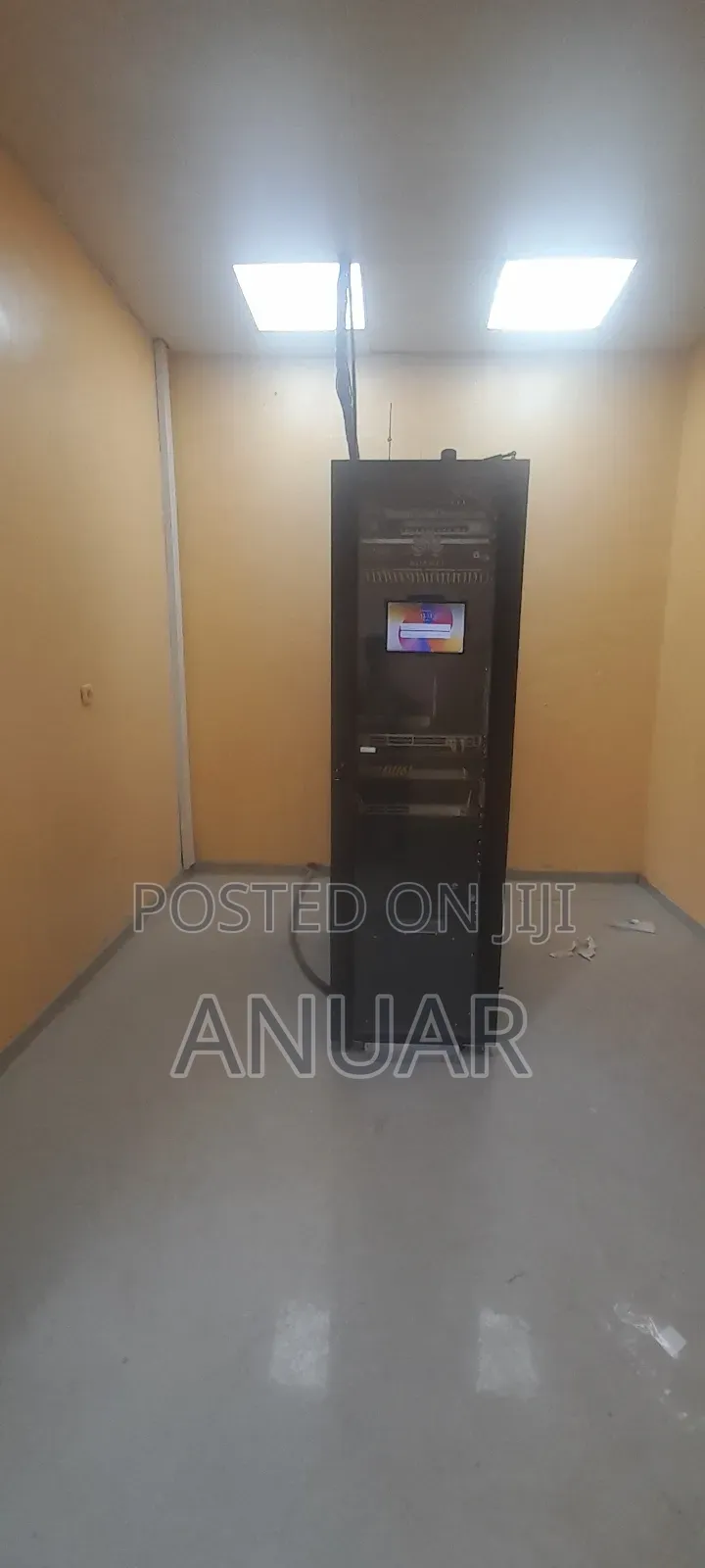 የኔትዎርክ እና የሴኩሪቲ ካሜራ ገጠማ