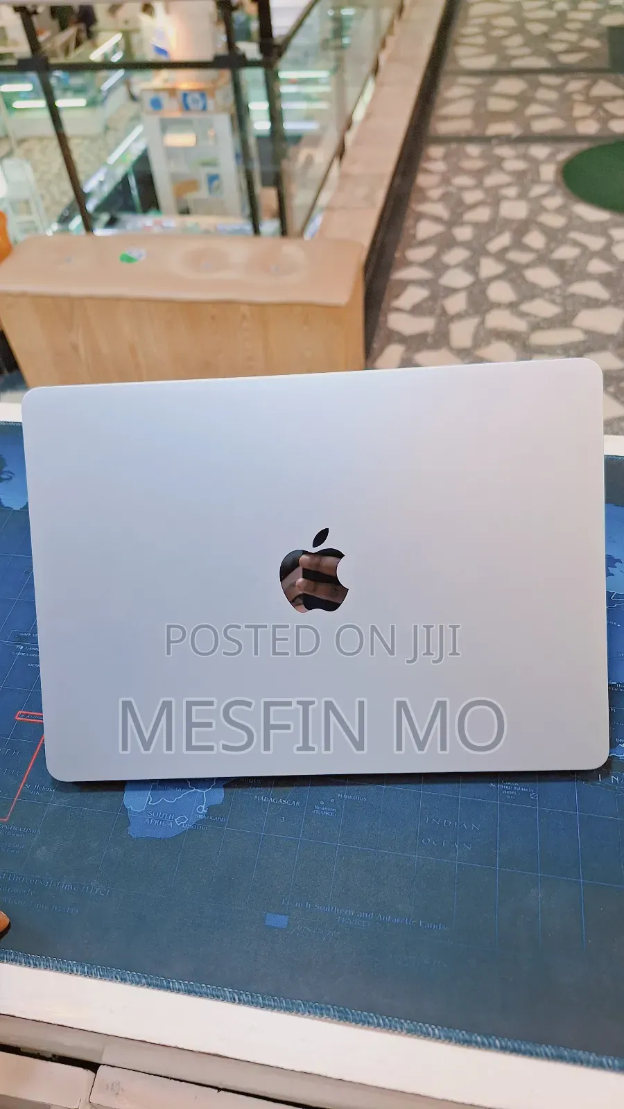 New Laptop Apple MacBook Air 2025 M4 13-inch 16GB Apple M4 SSD 256GB