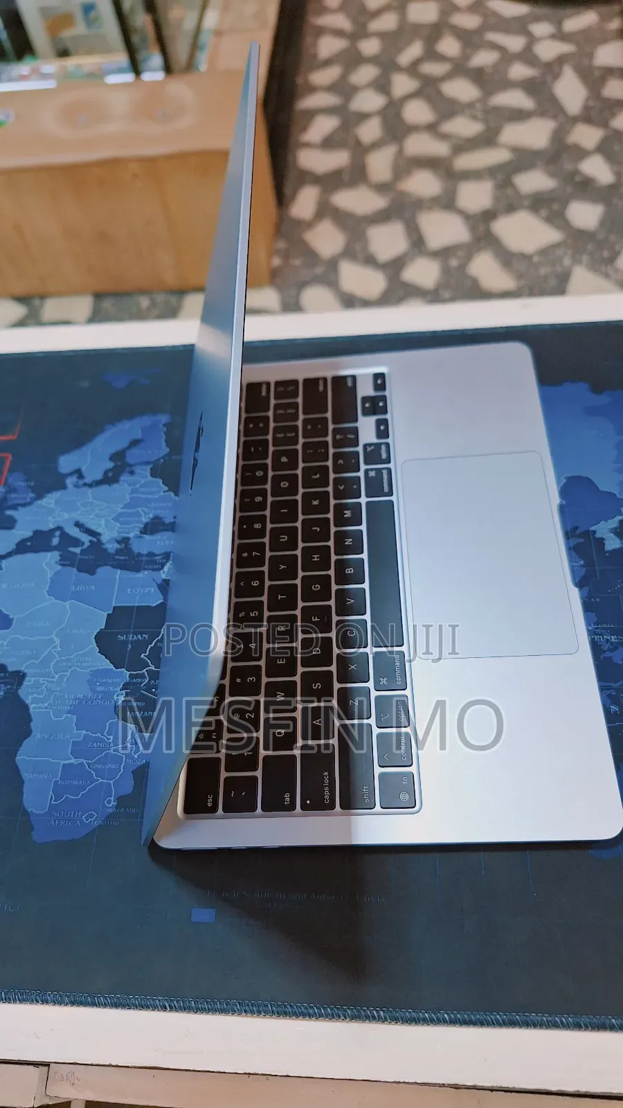 New Laptop Apple MacBook Air 2025 M4 13-inch 16GB Apple M4 SSD 256GB