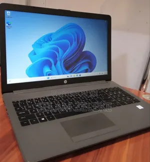 New Laptop HP 8GB Intel Core i7 SSD 1T