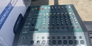 Yamaha 8 Channel Mixer