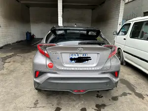 Toyota C-HR XLE FWD 2020 Gray