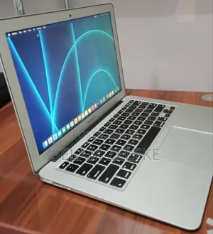 New Laptop Apple MacBook 2015 8GB Intel Core i5 SSD 256GB