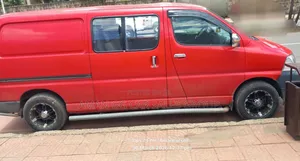 Toyota HiAce 2011 Red