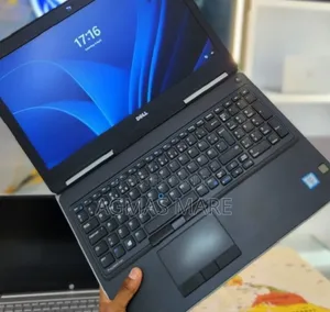 New Laptop Dell Precision 7520 16GB Intel Core i7 SSD 512GB