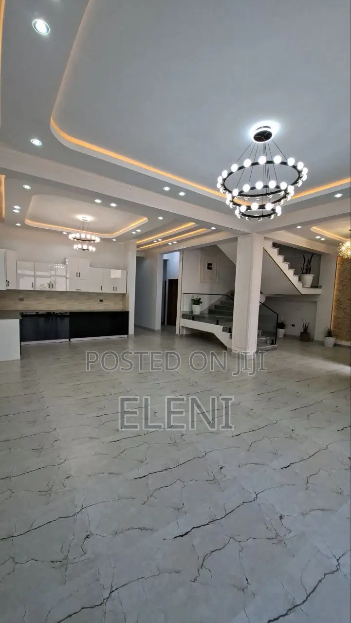 Furnished 11bdrm House in Arada for sale