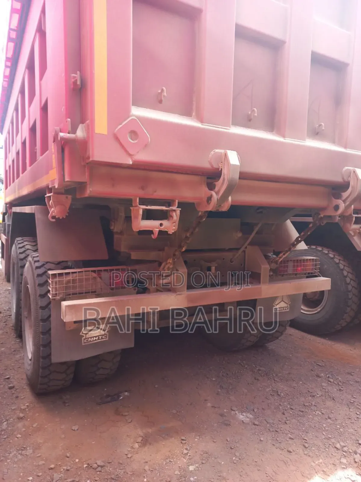Sino Dumptruck (ባለሸራ)
