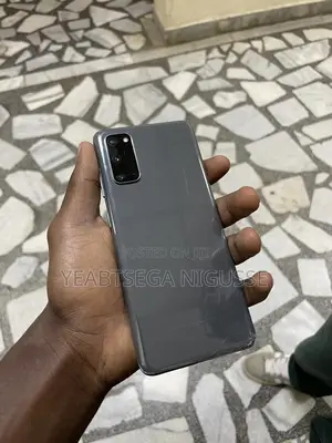 Samsung Galaxy S20 128 GB Gray