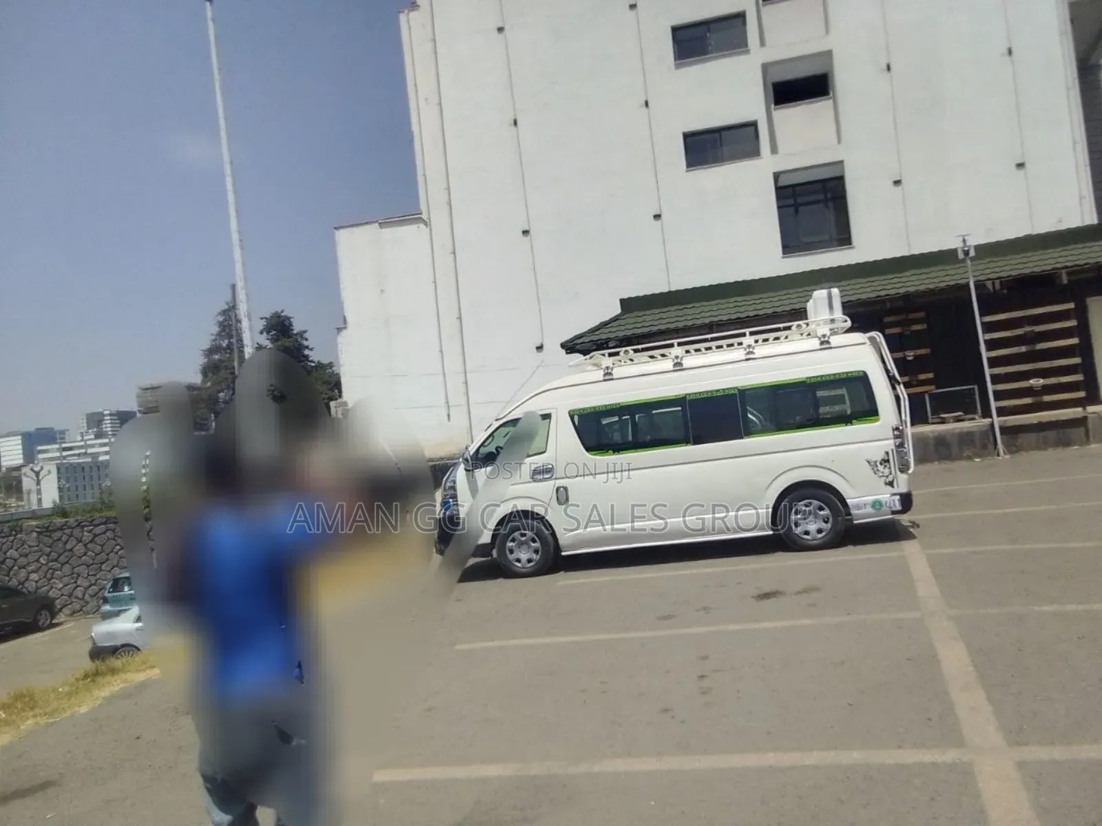 Toyota HiAce 2015 White