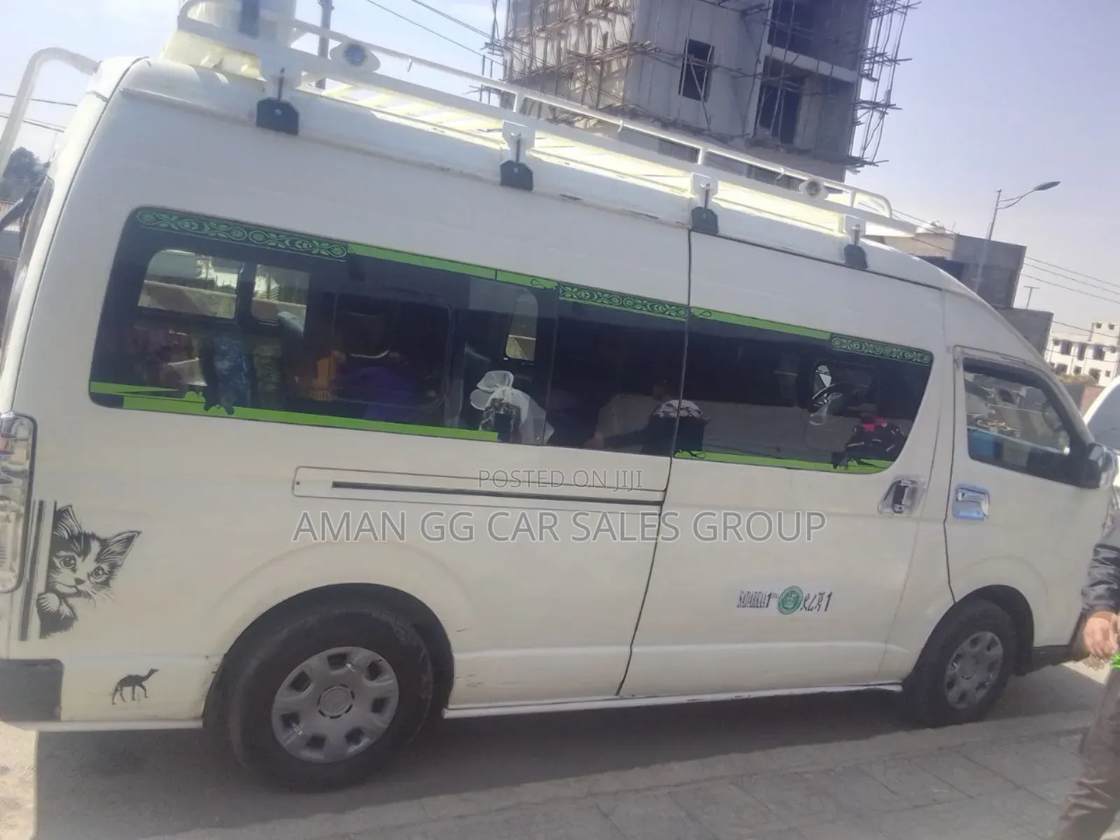 Toyota HiAce 2015 White