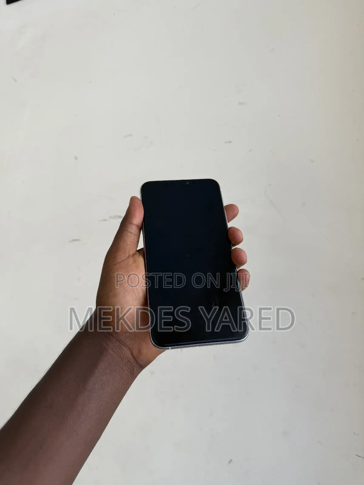 New Apple iPhone 11 Pro Max 64 GB White