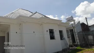 5bdrm Farm House in Yeka for sale