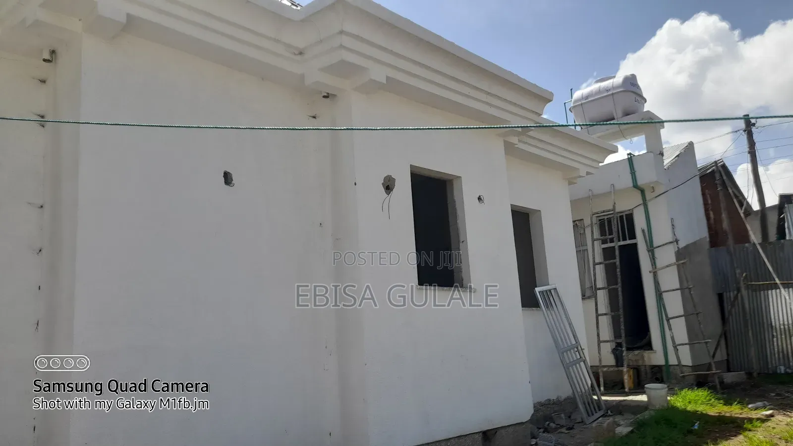 5bdrm Farm House in Yeka for sale