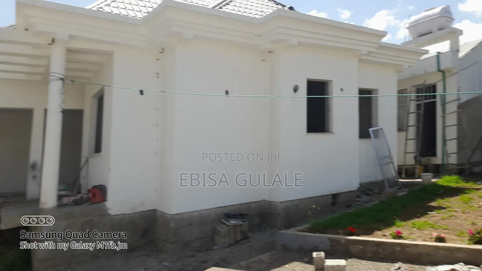 5bdrm Farm House in Yeka for sale