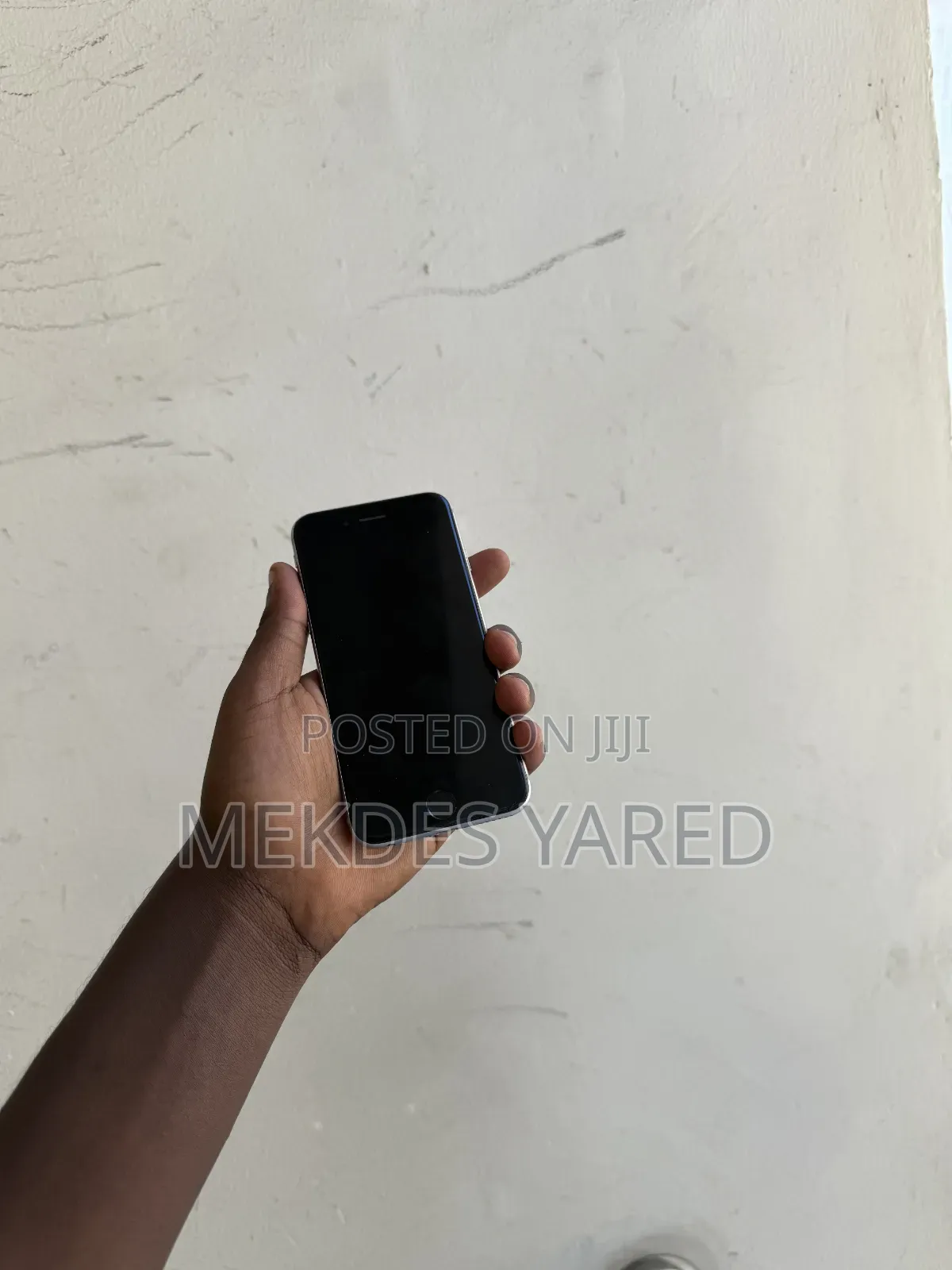 New Apple iPhone 6s 32 GB Silver