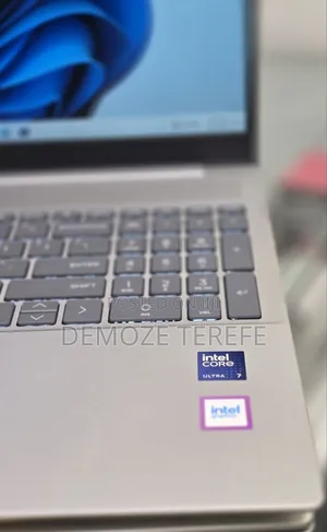 New Laptop HP Pavilion 15 16GB Intel Core Ultra 7 SSD 512GB