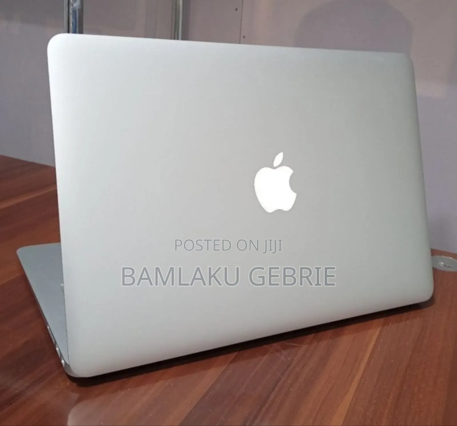 New Laptop Apple MacBook Air 2015 8GB Intel Core i5 SSD 256GB