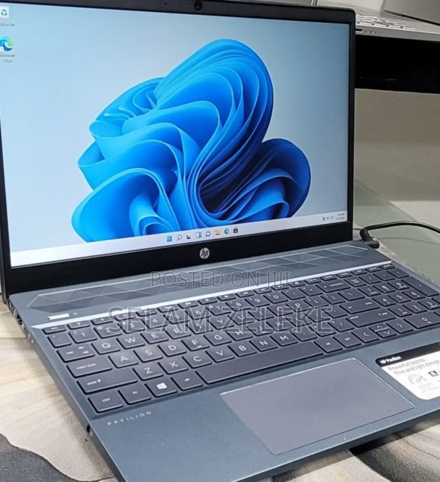 New Laptop HP Pavilion 15 8GB Intel Core i7 SSD 512GB