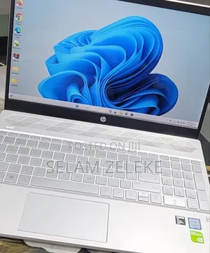 New Laptop HP Pavilion 15 8GB Intel Core i5 SSD 512GB