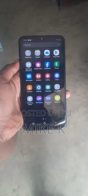 New Samsung Galaxy A10s 32 GB Black