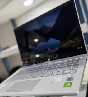 New Laptop HP 8GB Intel Core i7 SSD 512GB