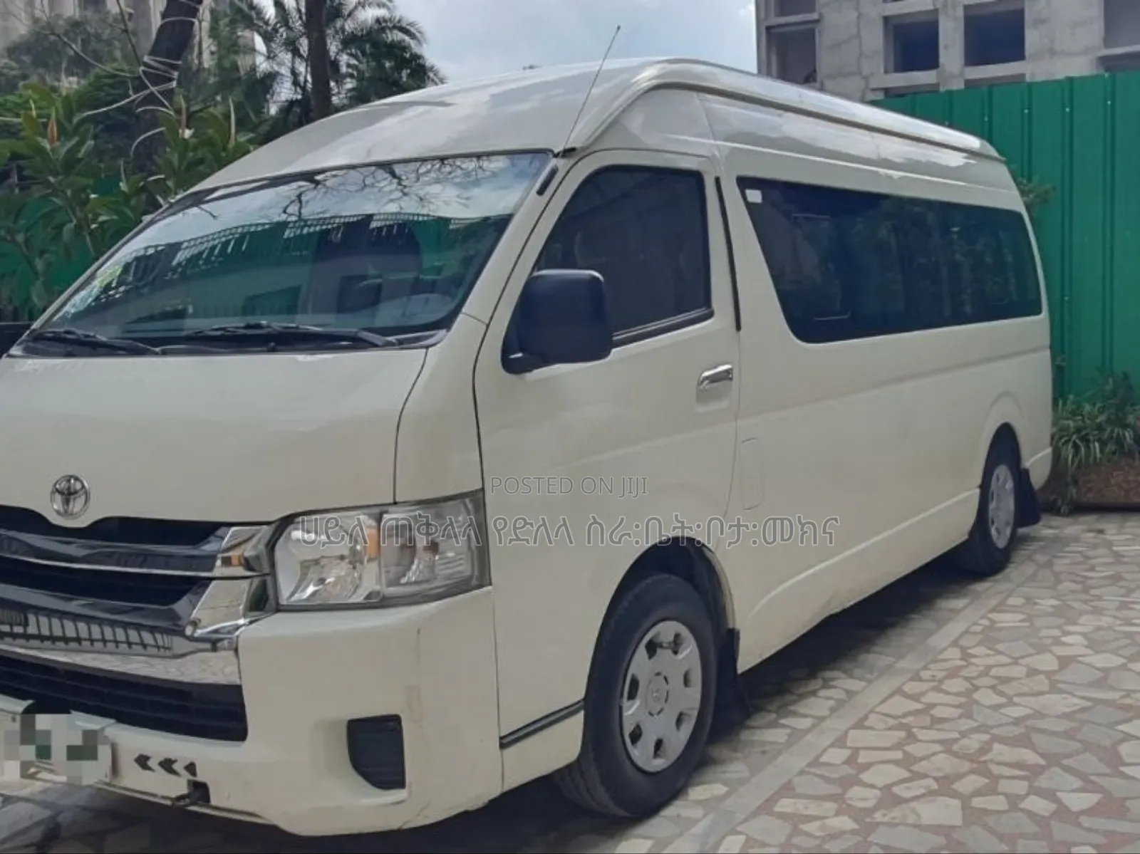 Toyota HiAce 2018 White