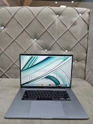 New Laptop Apple MacBook Pro 2019 32GB Intel Core i9 SSD 1T