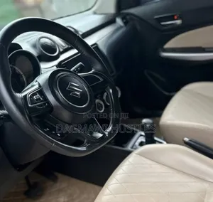 Suzuki Swift 2021 Gray