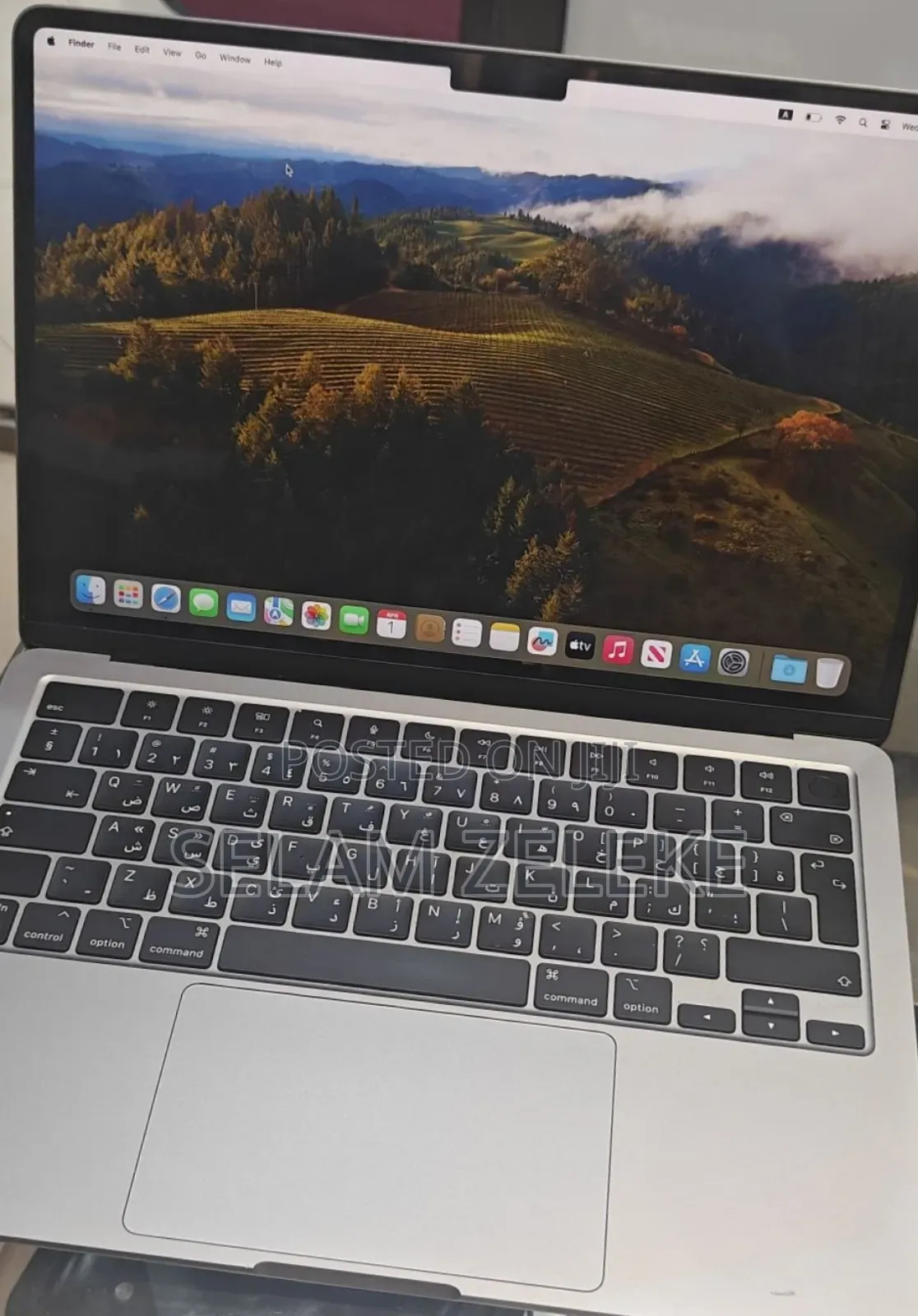 New Laptop Apple MacBook Air 2022 M2 8GB Intel Core i5 SSD 512GB