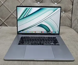 New Laptop Apple MacBook Pro 2019 32GB Intel Core i9 SSD 1T