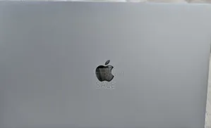 New Laptop Apple MacBook Pro 2019 32GB Intel Core i9 SSD 1T