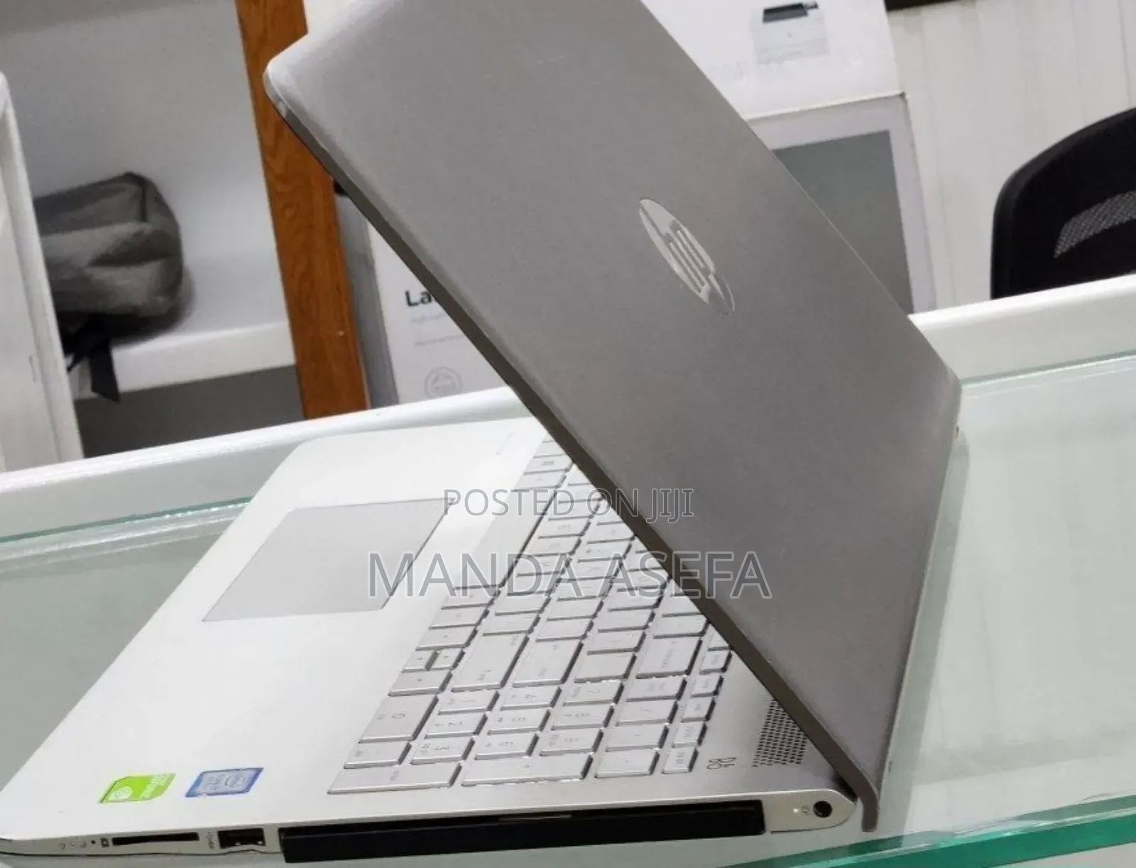 New Laptop HP Pavilion 15 8GB Intel Core i7 SSD 512GB