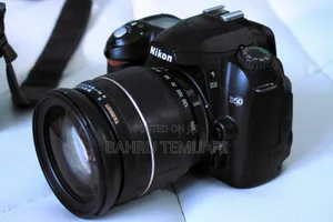 Nikon Digital Camera D50
