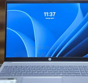 New Laptop HP Pavilion 15 8GB Intel Core Ultra 5 SSD 512GB